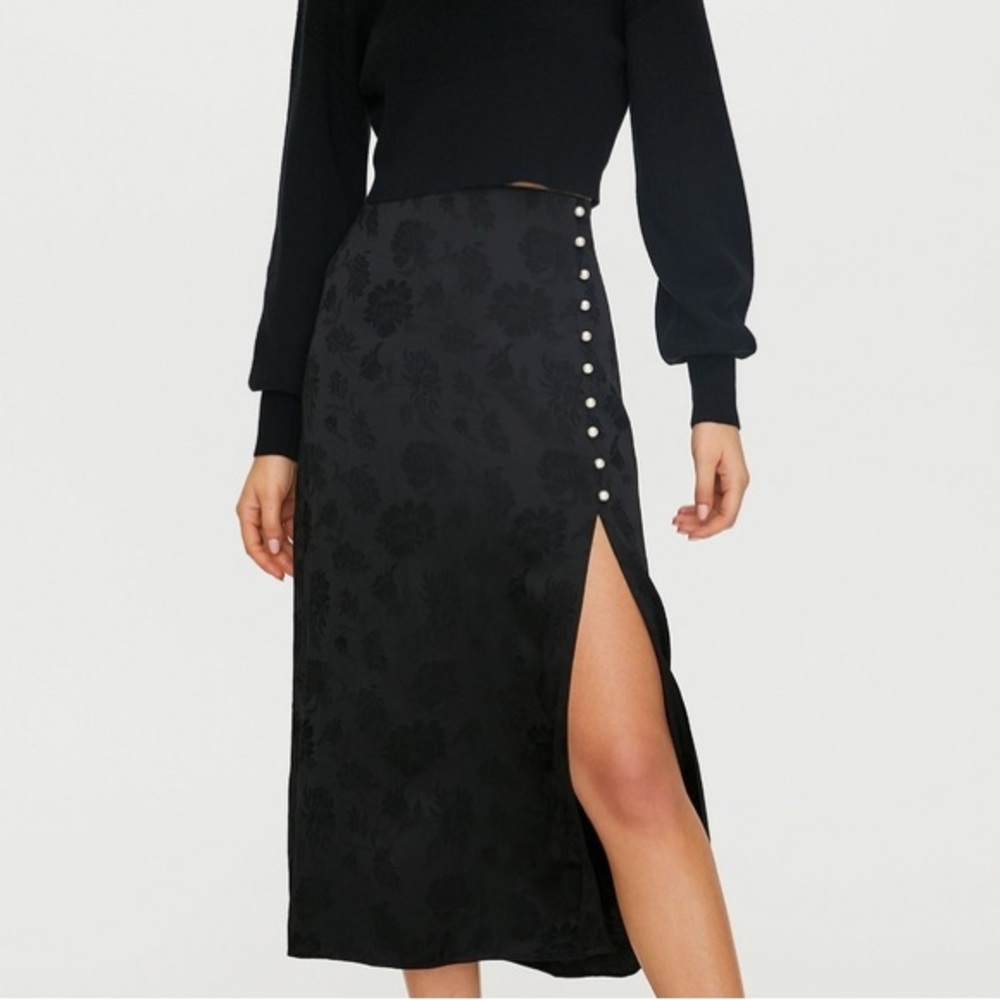 Aritzia x Wilfred | Silky Satin Midi Skirt | Embossed Floral Print | Medium